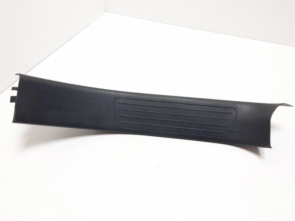 Rear sill trim cover A2926800235