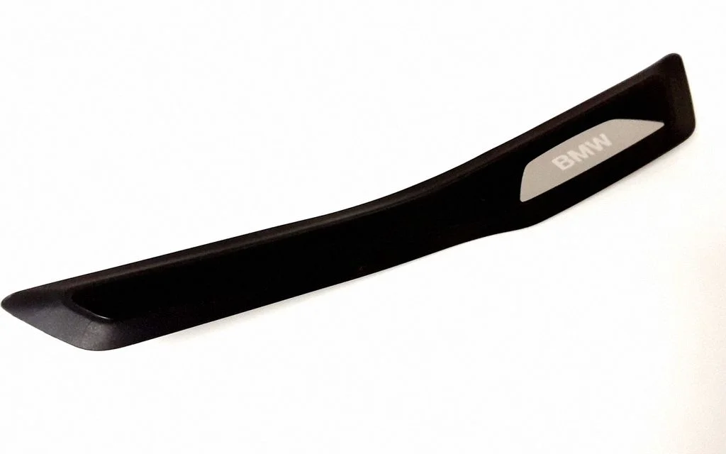 Rear sill trim cover 7289226