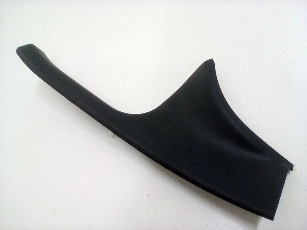 Rear sill trim cover – Mercedes-Benz C-Class W205 (2014-2021)