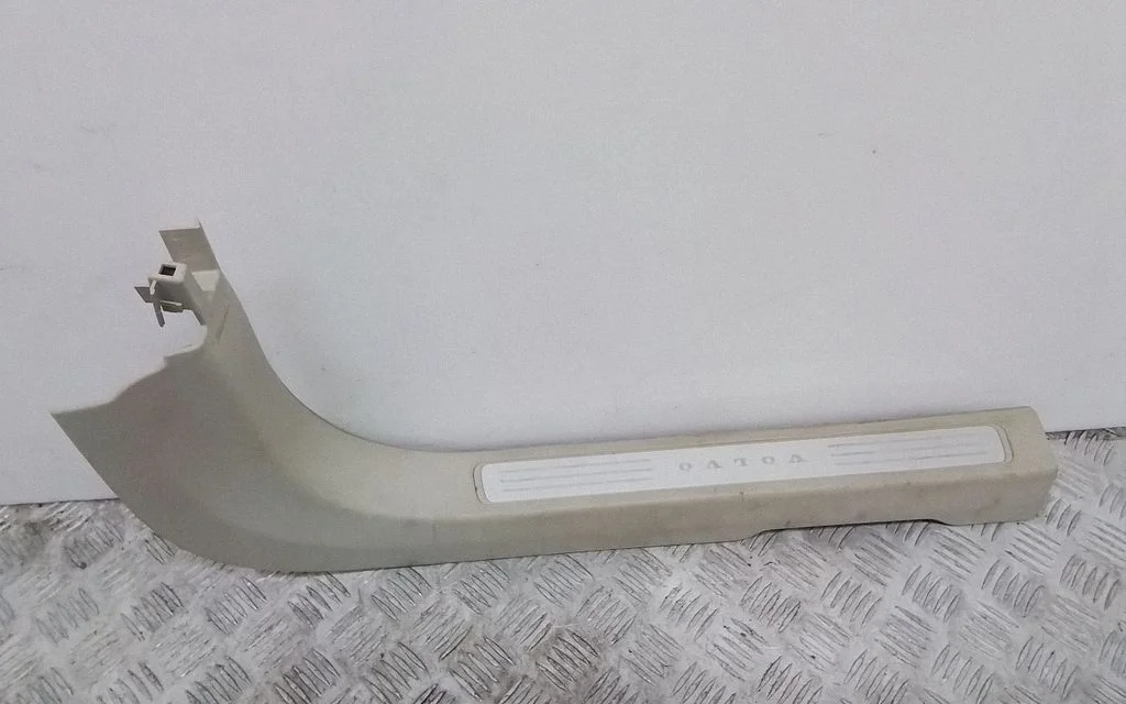 Priekšējā sliekšņa apdare (iekšējā) 39838869