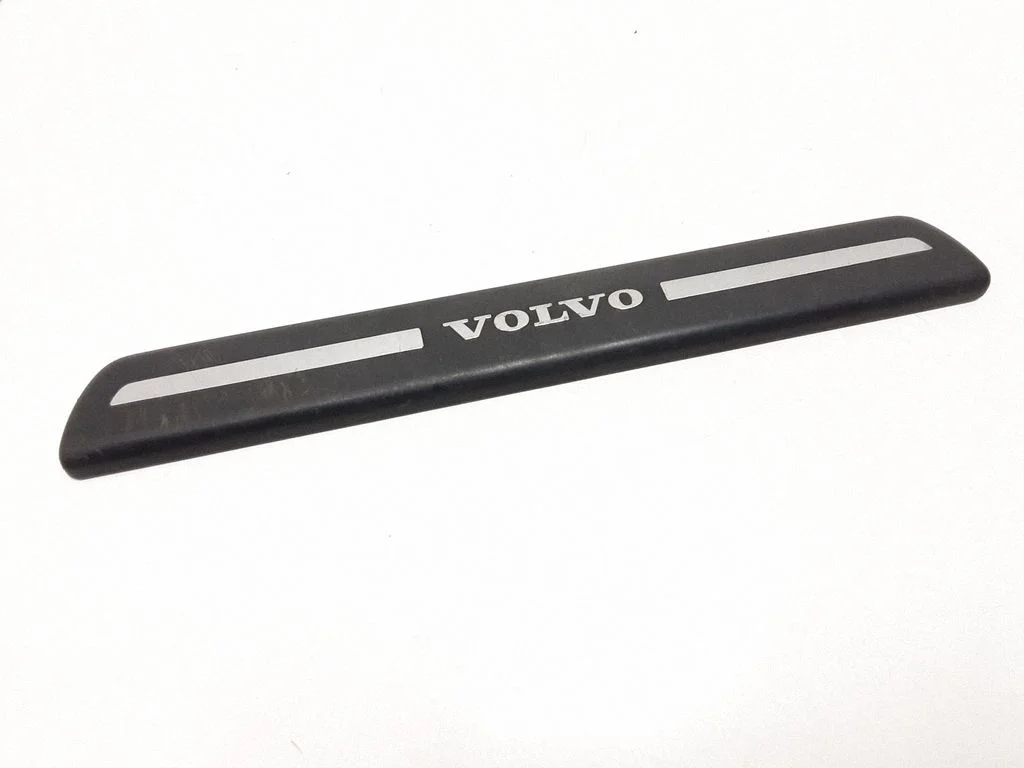 Front sill trim cover 08622671