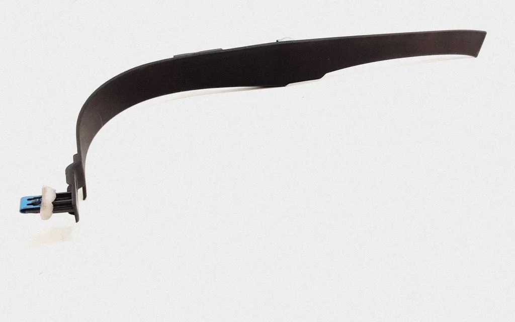 Front sill trim cover – Volvo S80 (2007-2013)