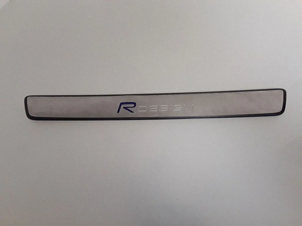 Front sill trim cover – Volvo XC60 (2014-2016)