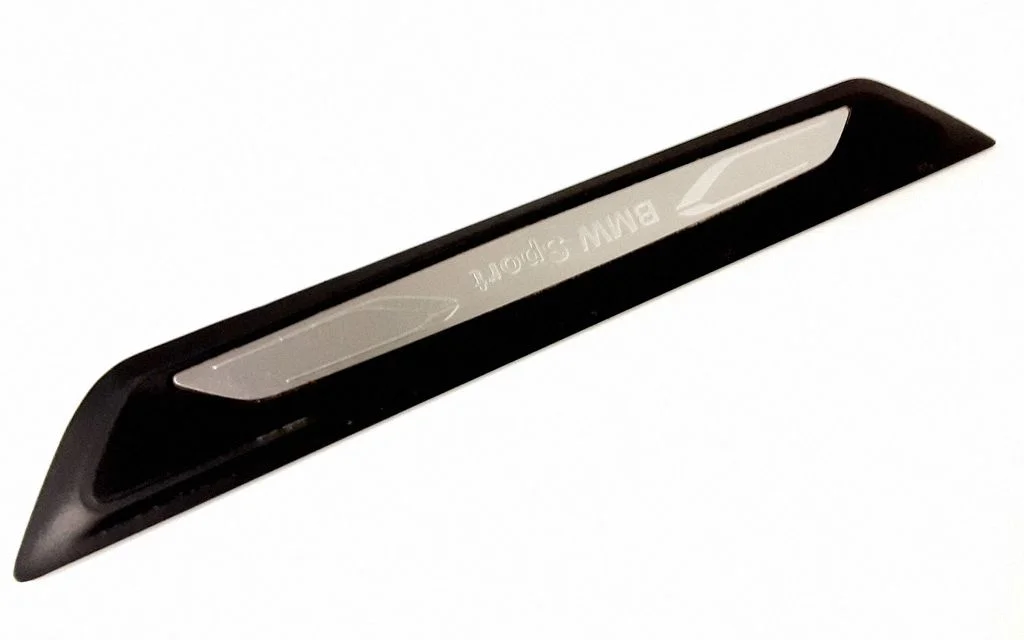 Front sill trim cover 7289216