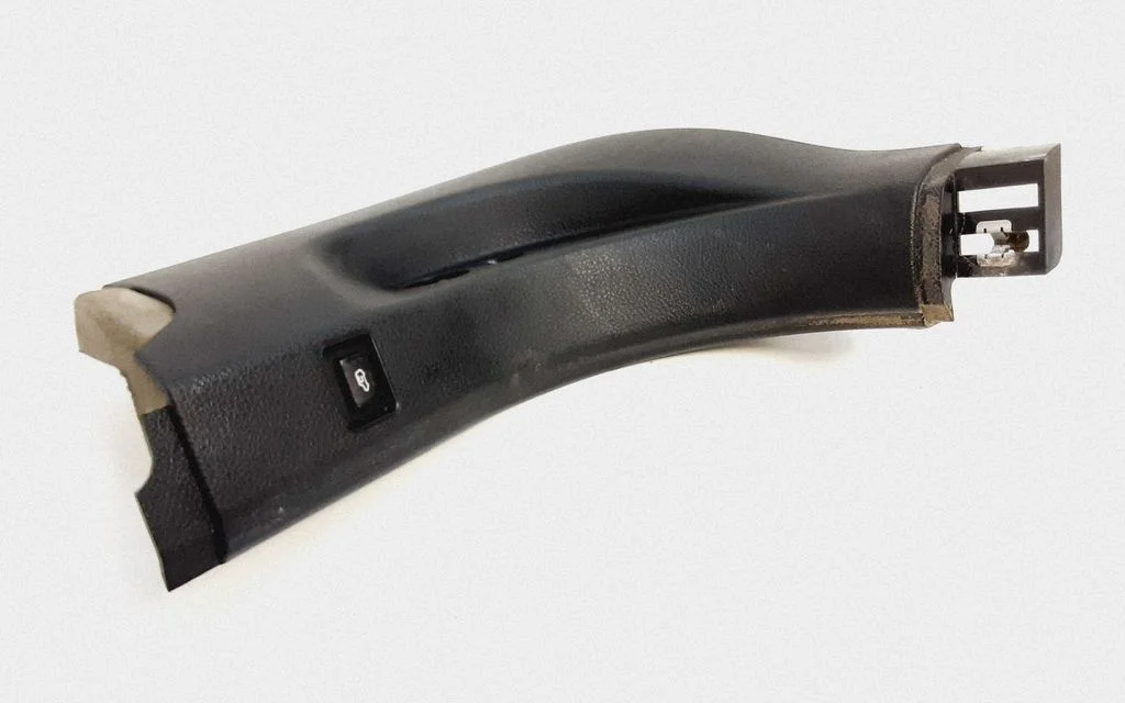 Listwa progowa przednia (wewnętrzna) – BMW Seria 7 F01 F02 F03 F04 (2008-2016)
