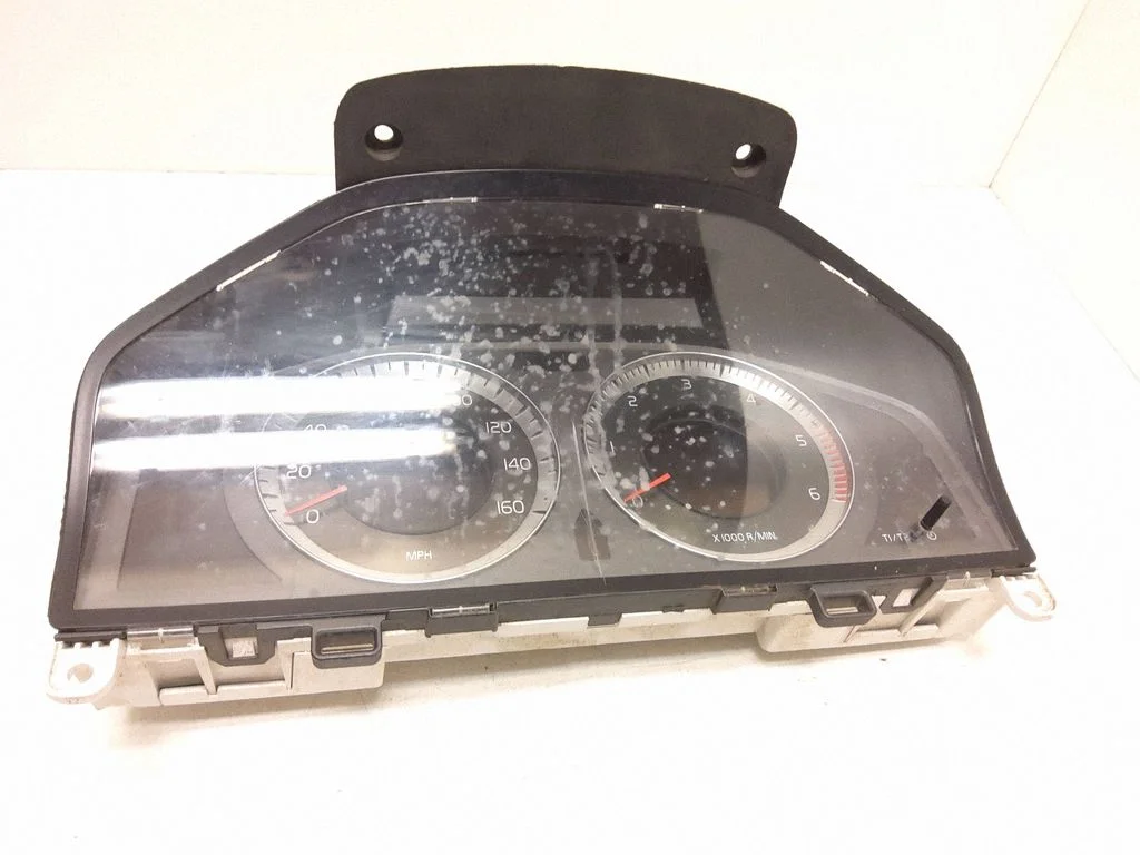 Speedometer (instrument cluster) 30682840AH
