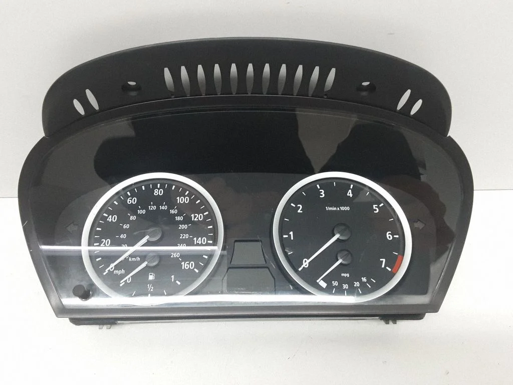 Licznik (zegary) – BMW Seria 5 E60 E61 (2004-2010)