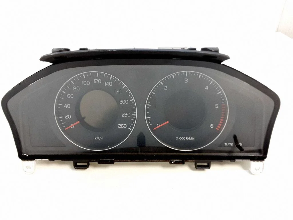 Spidomeeter (näidikuplokk) – Volvo V70 (2005-2008)