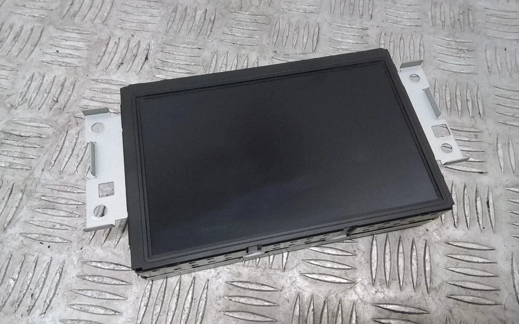 Screen/display/small screen – Volvo XC60 (2017-)
