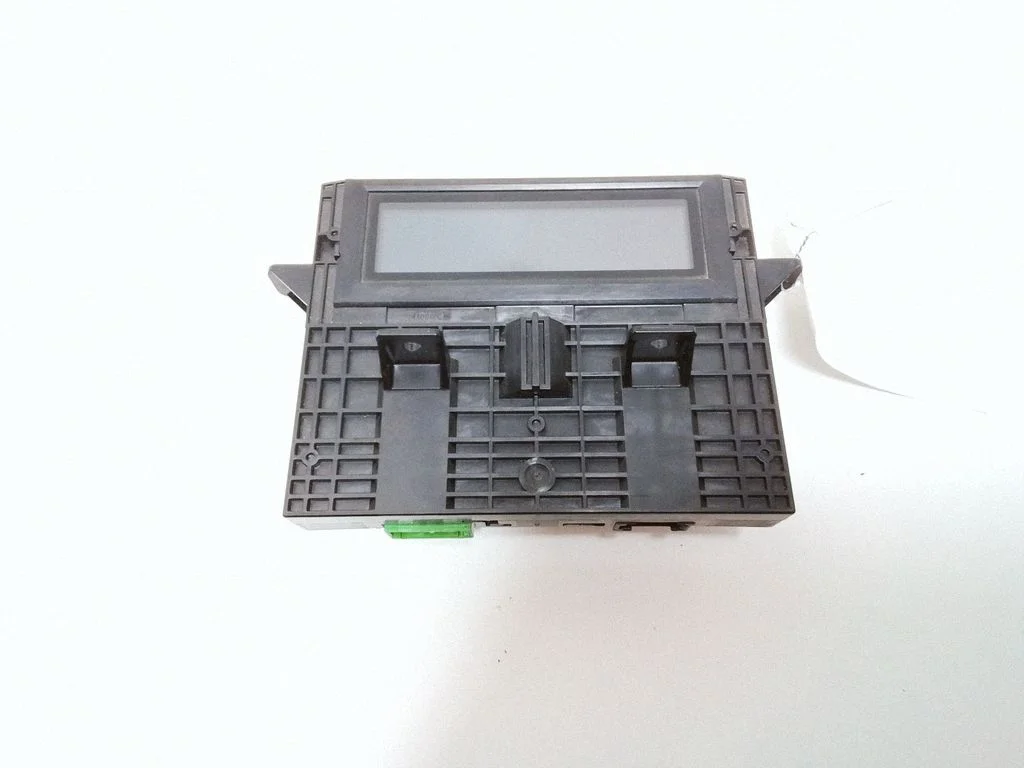 Screen/display/small screen – Volvo XC60 (2009-2013)