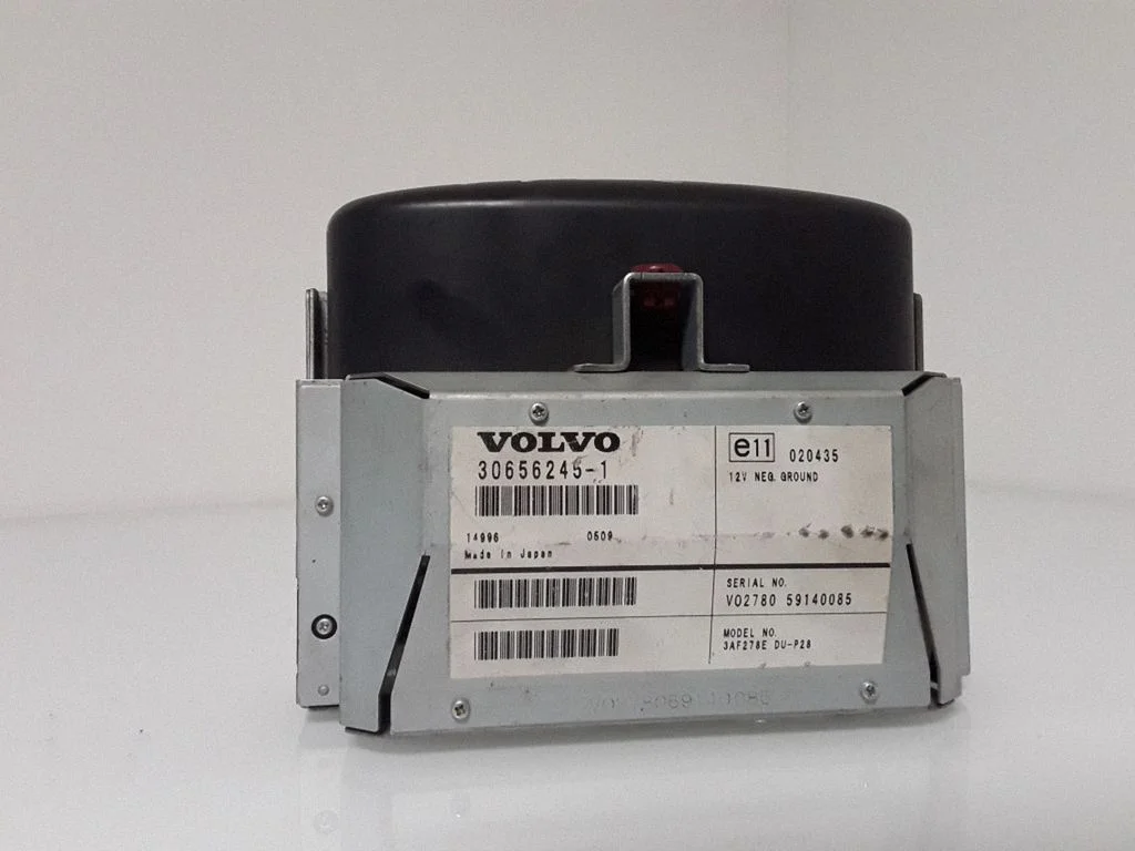 Screen/display/small screen – Volvo XC90 (2007-2014)