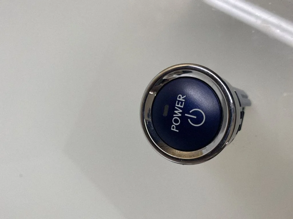 Engine start stop button switch