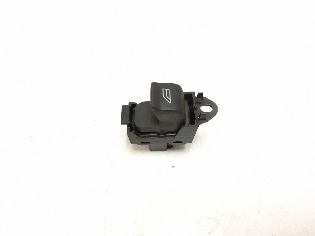 Electric window control switch 03451300