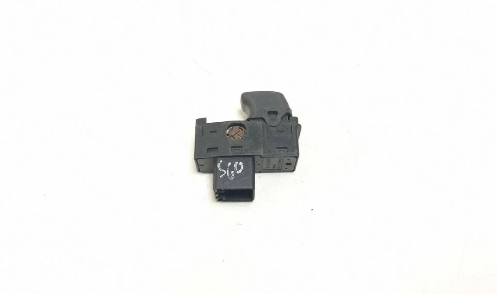 Electric window control switch 9472275