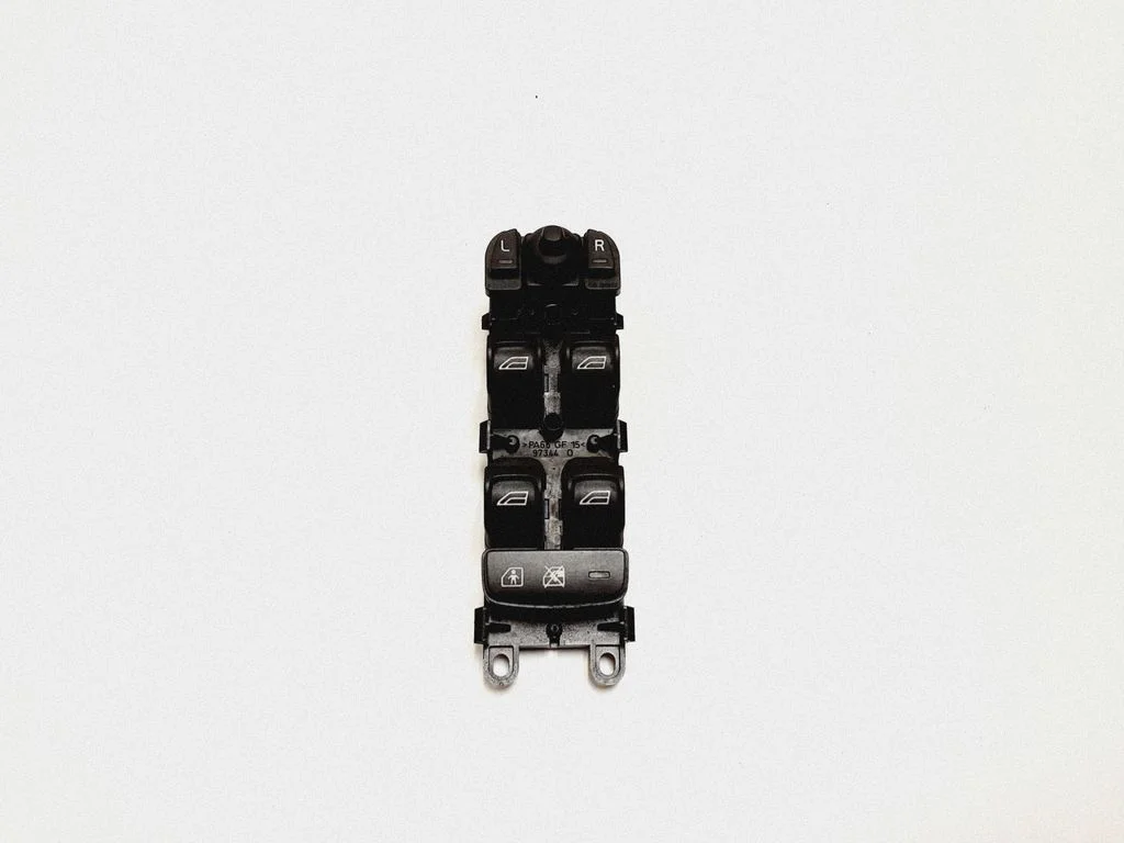 Elektrisko logu slēdzis 30773271