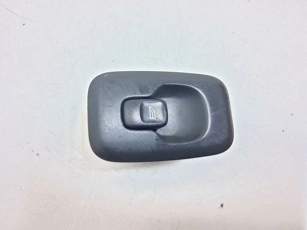 Electric window control switch 30658696