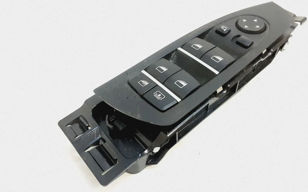 Elektrisko logu slēdzis 9163574