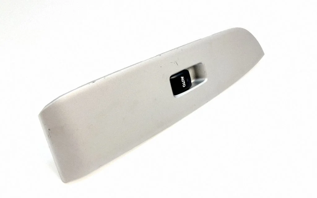 Electric window control switch 7427048130