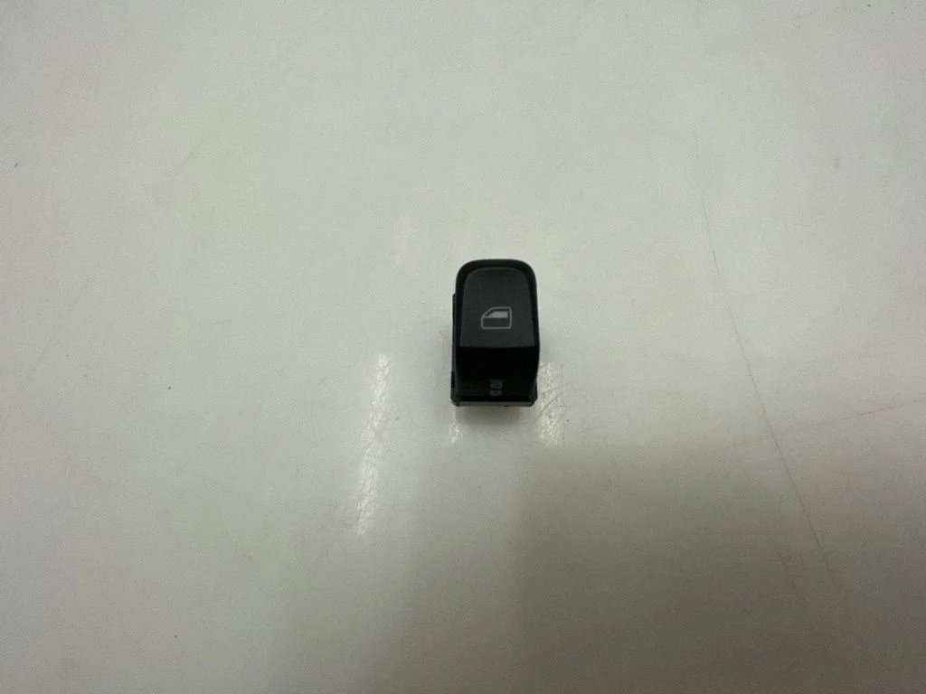 Electric window control switch – Audi Q5 SQ5 8R (2008-2017)
