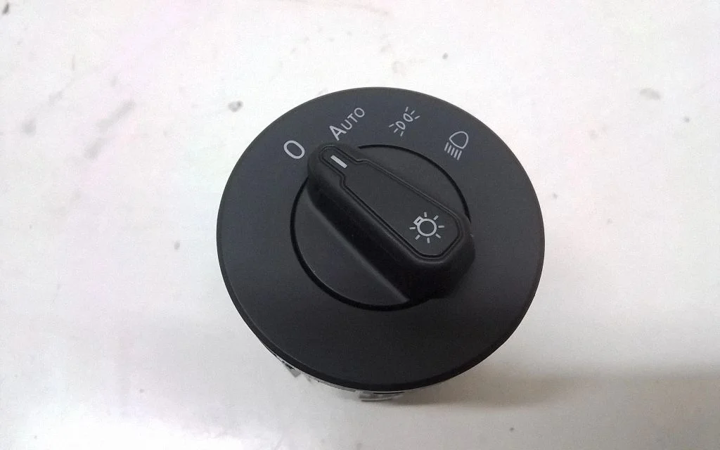 Light switch – Volkswagen Jetta USA (2019-)