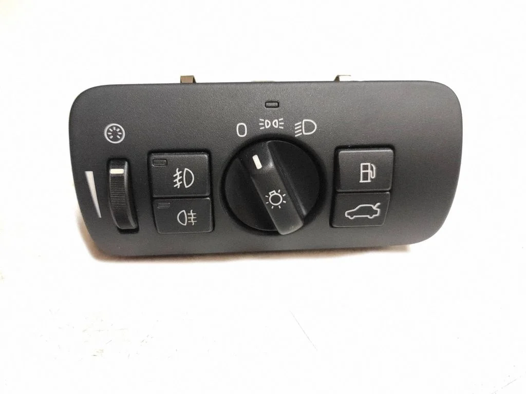 Light switch 30739414