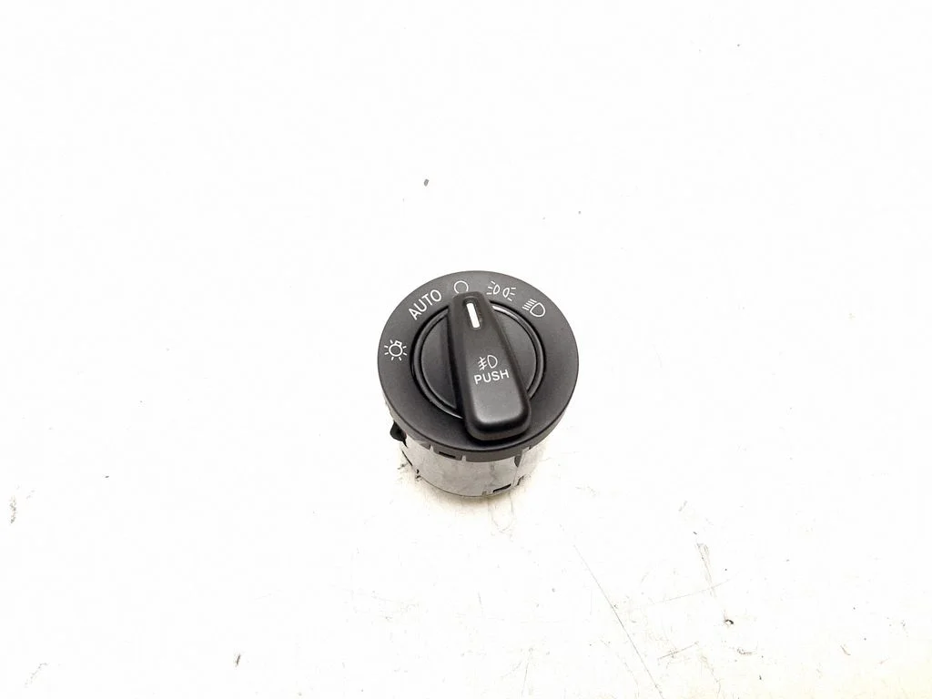 Light switch 56046258AC