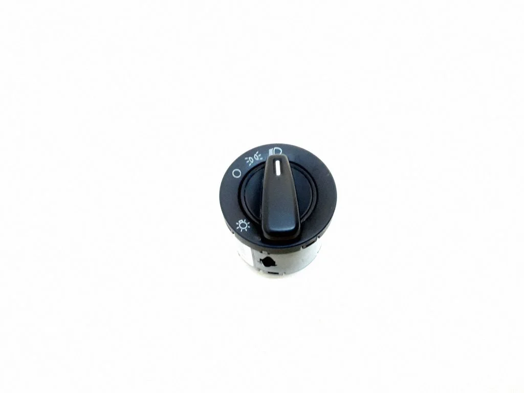 Light switch 10022674