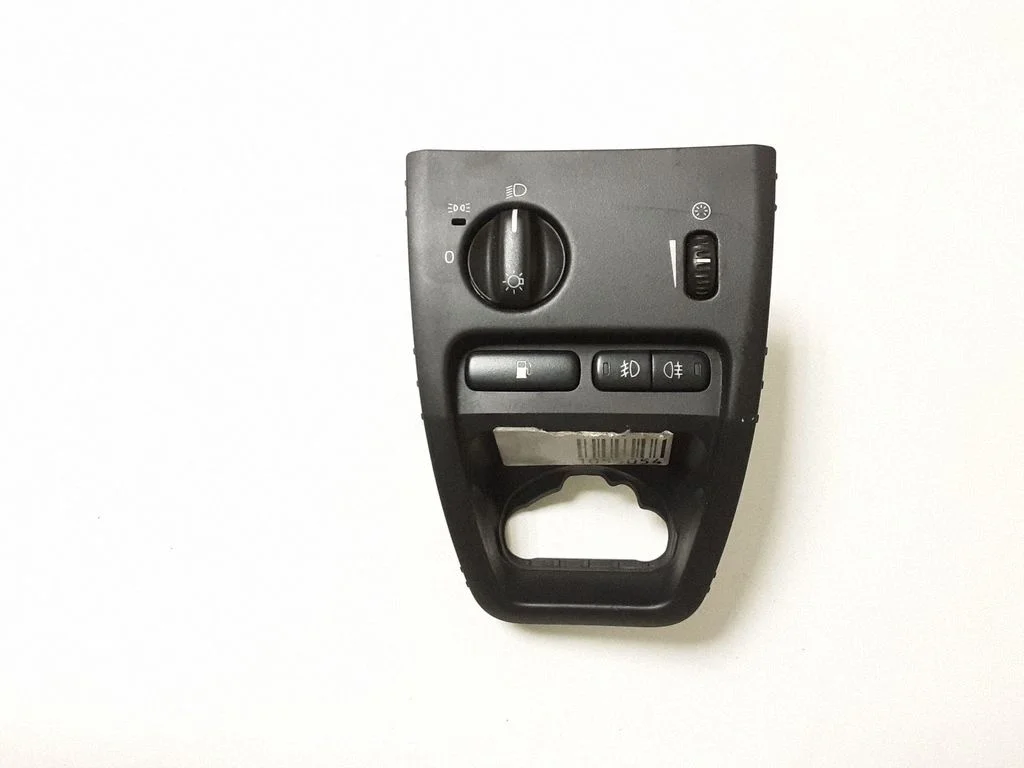 Light switch – Volvo XC90 (2003-2006)