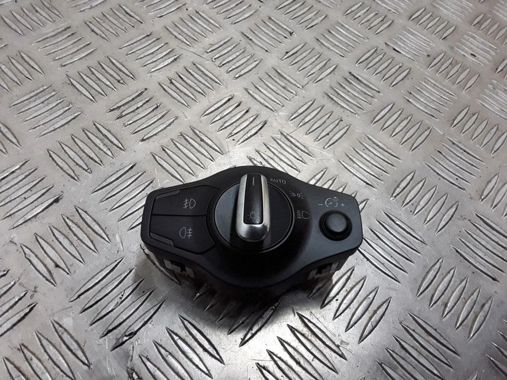 Light switch