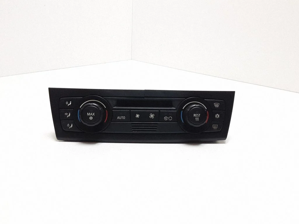 Climate control unit 6914605