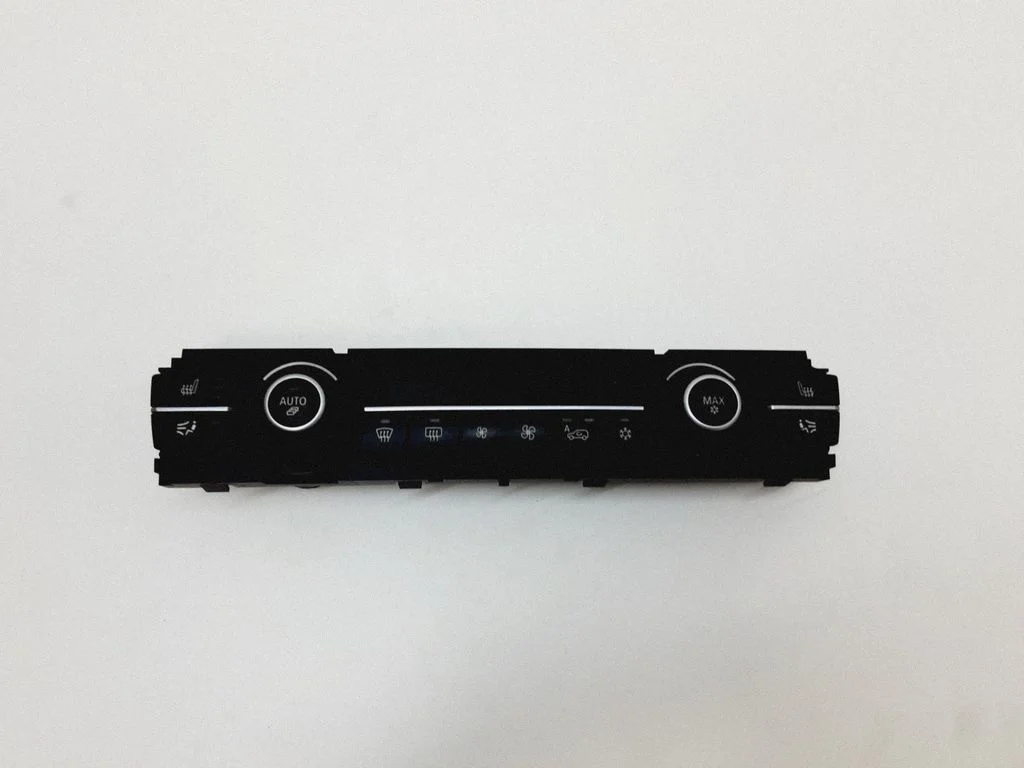 Kliimaseadme/kütte juhtplokk (salongis) – BMW X5 E70 (2006-2013)