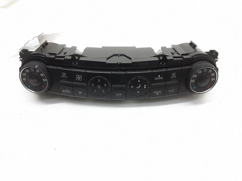 Kliimaseadme/kütte juhtplokk (salongis) – Mercedes-Benz E-klass W211 (2002-2009)