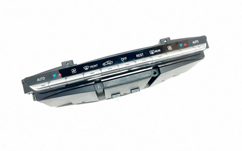 Kliimaseadme/kütte juhtplokk (salongis) – Mercedes-Benz S-klass W221 (2005-2013)