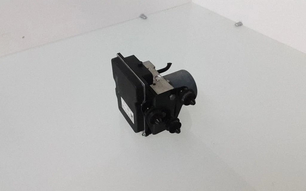 ABS-juhtplokk – Audi Q5 SQ5 8R (2008-2017)
