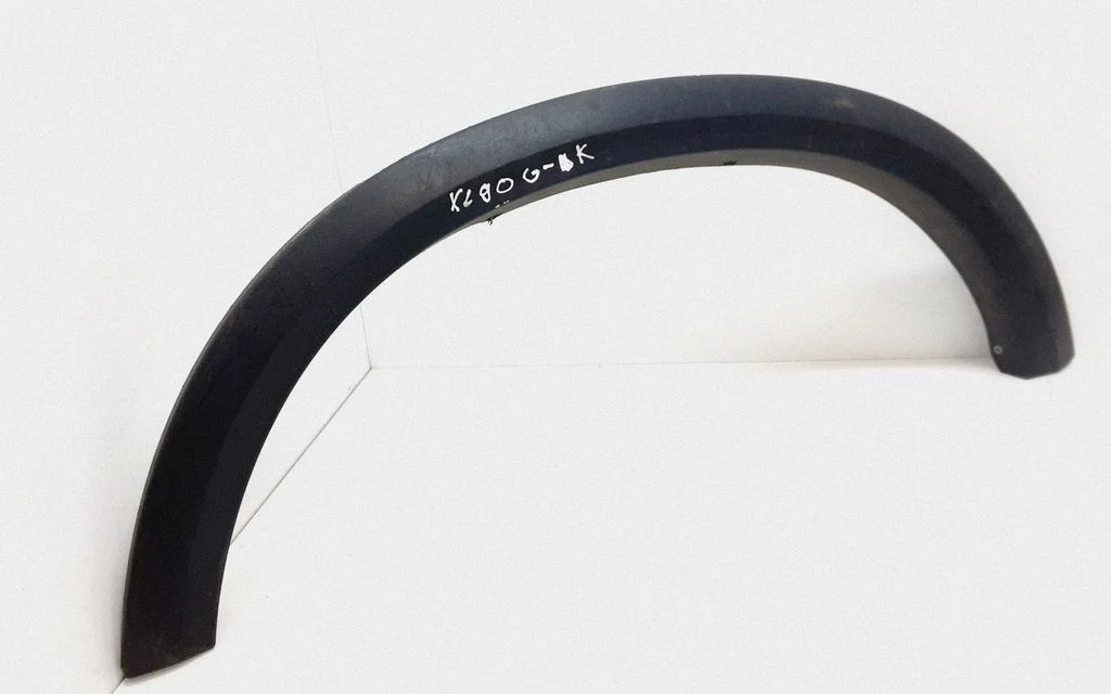 Rear arch trim – Volvo XC90 (2007-2014)