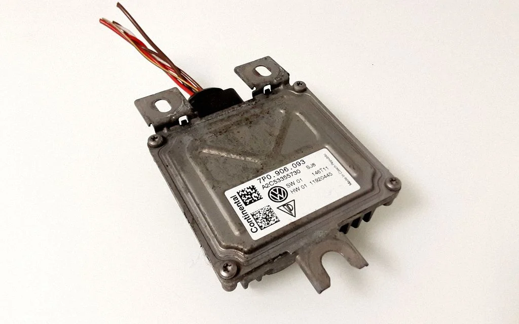 Fuel injection pump control unit/module – Volkswagen Touareg II (2010-2018)