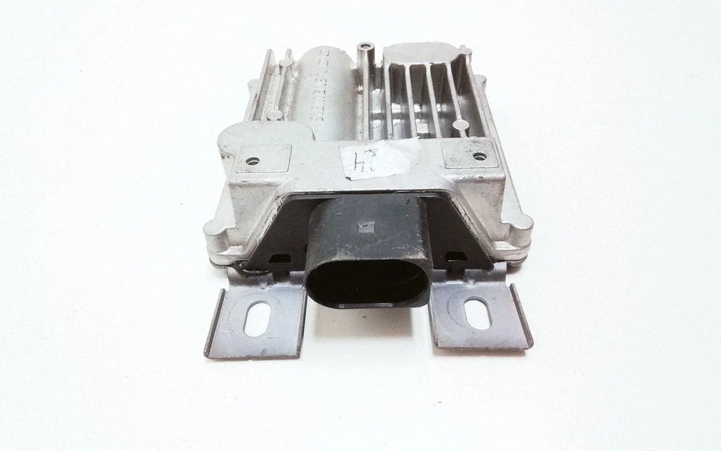 Fuel injection pump control unit/module – Porsche 911 991 (2011-2019)