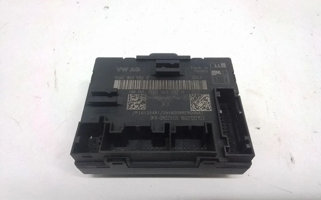 Door control unit/module 5Q0959592B