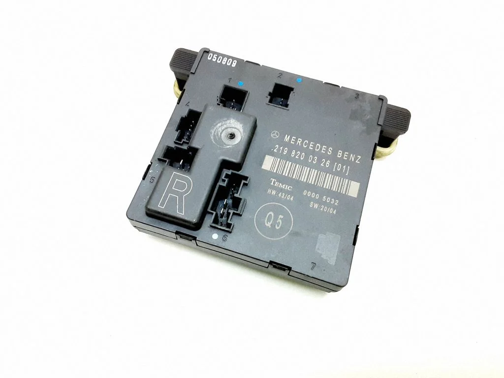 Door control unit/module – Mercedes-Benz CLS-Class C219 (2003-2011)