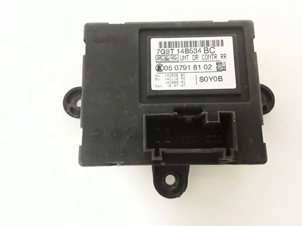 Door control unit/module – rear right