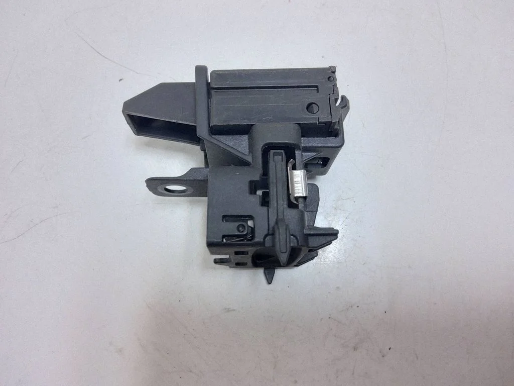 Mootori juhtplokk AH4N15607AE