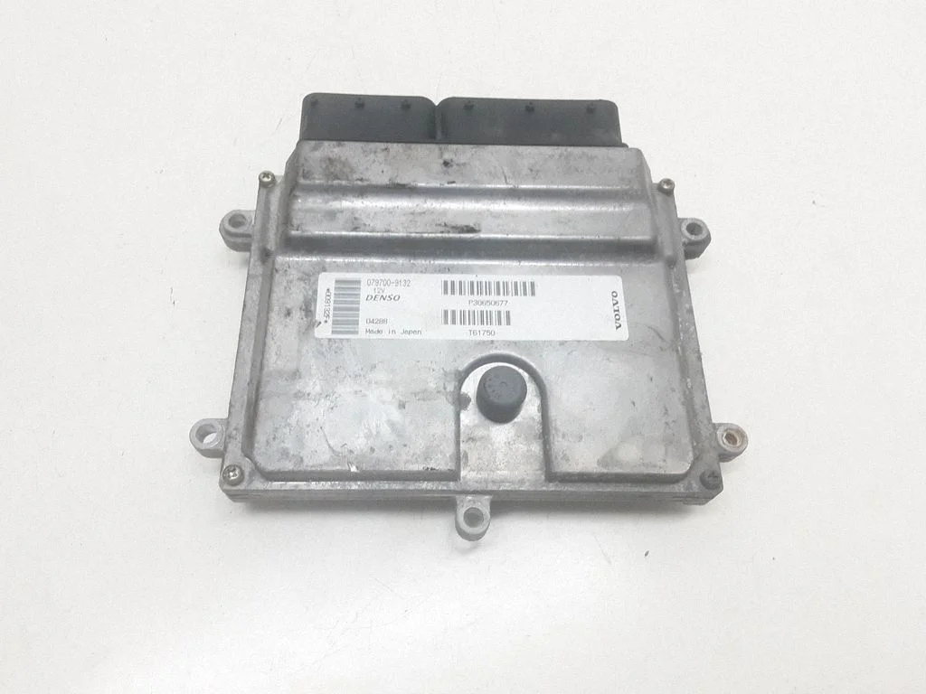 Engine control unit/module 30650677