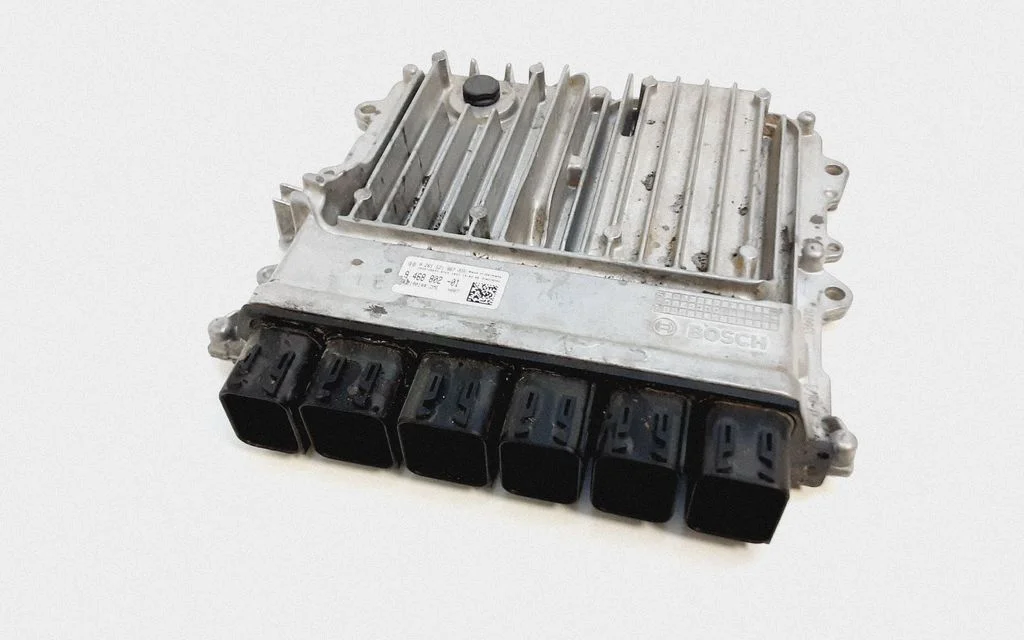 Engine control unit/module – BMW 5 Series G30 G31 G38 (2016-)