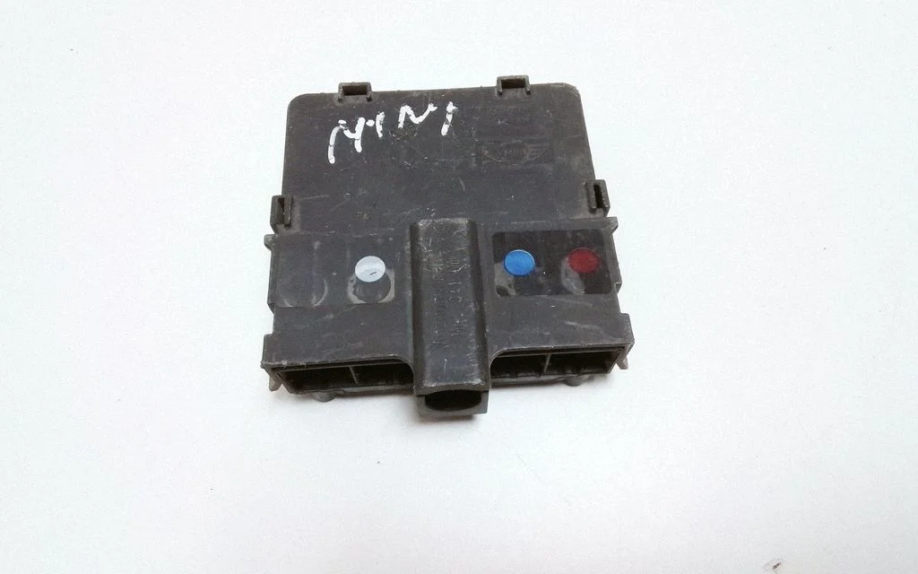 Pozostałe sterowniki i moduły V49136723