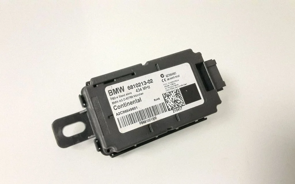 Citi vadības bloki/moduļi 6810213