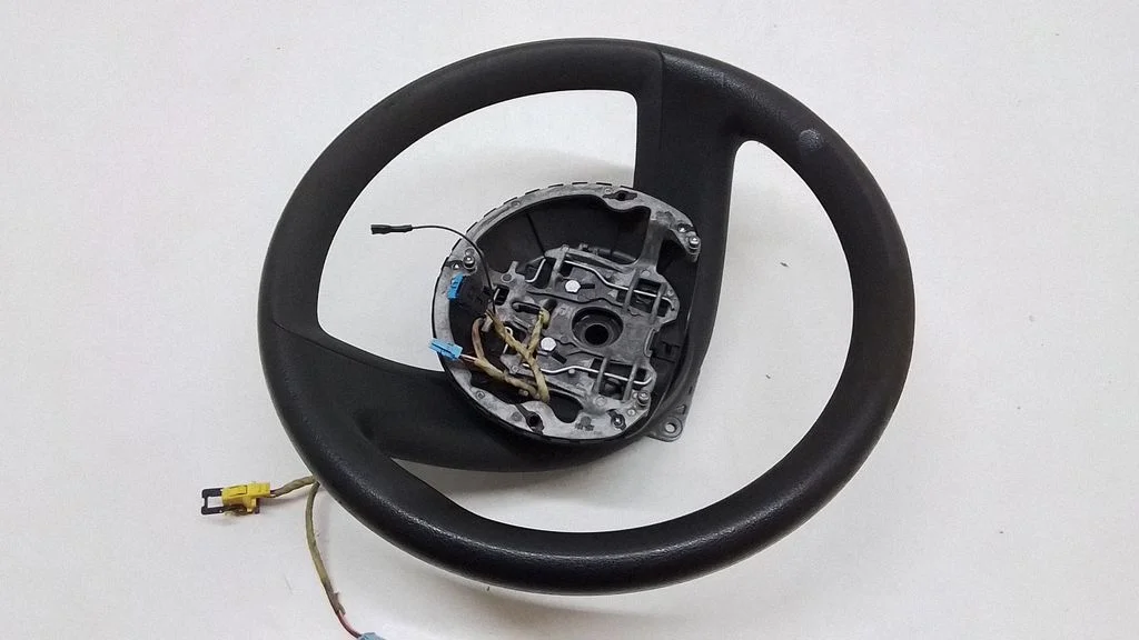 Steering wheel – Citroen C4 I (2004-2010)
