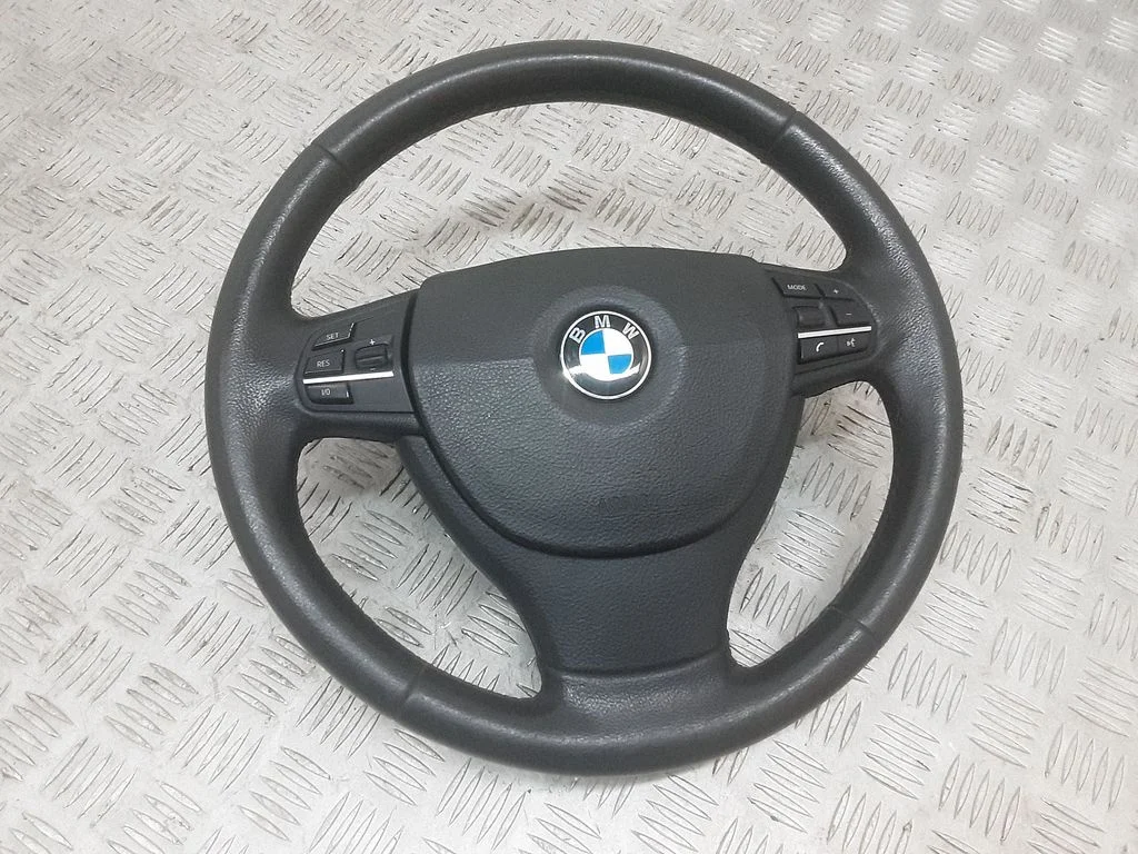 Steering wheel – BMW 7 Series F01 F02 F03 F04 (2008-2016)