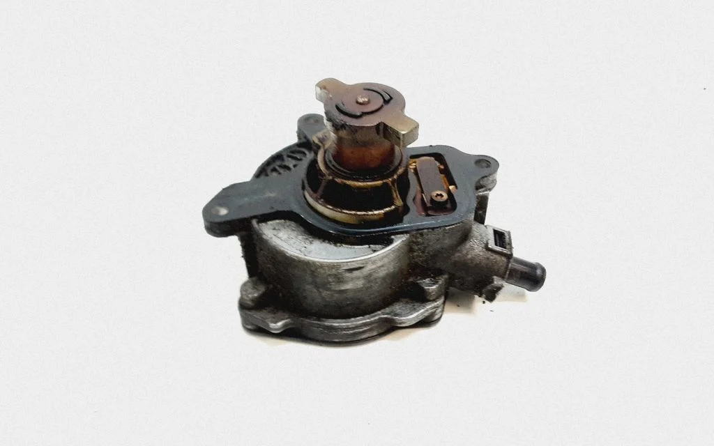 Vacuum pump 07K145100C