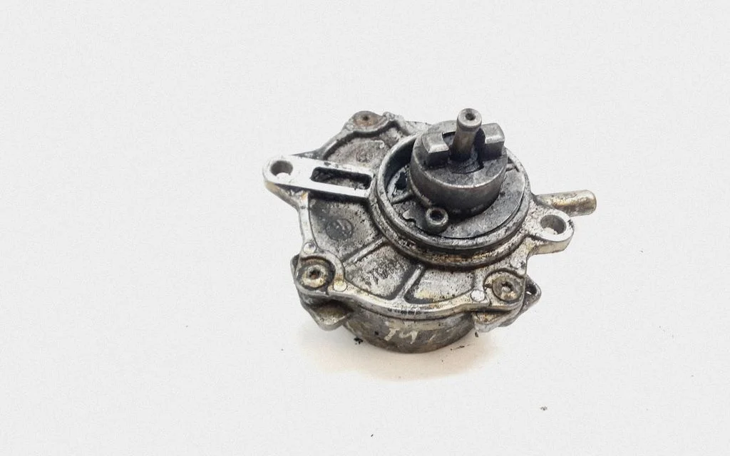 Vacuum pump A6112300265