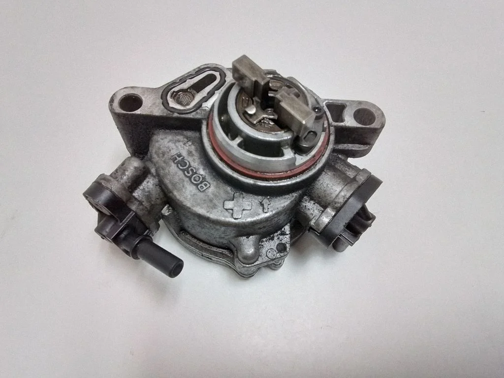Vacuum pump 9804021880